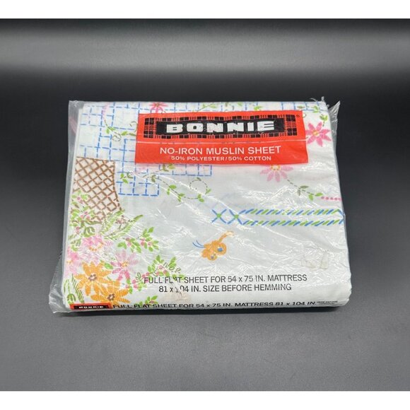 Vintage Full Flat Sheet Flower Basket Bonnie USA 1970s Cottagecore Cotton Blend - Picture 1 of 9